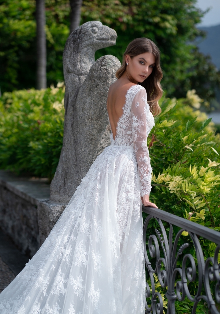 Dovita wedding dress