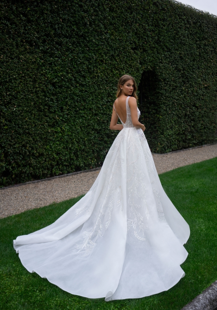 Valeria wedding dress