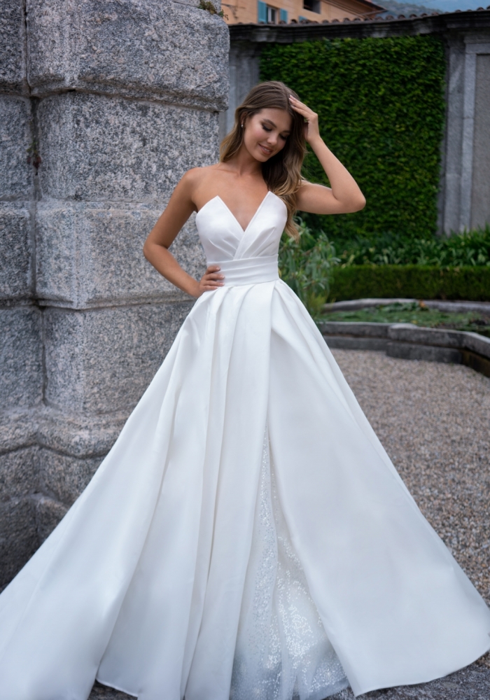 Samuela wedding dress