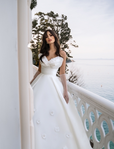 Roma wedding dress