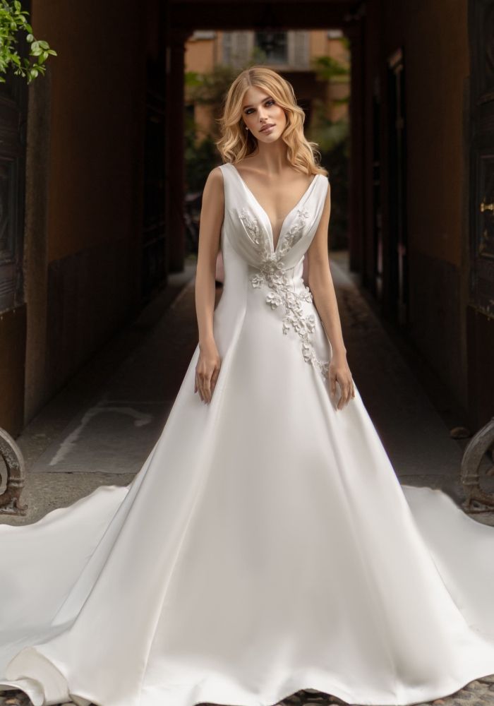 Memory wedding dress