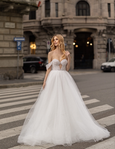 Charm wedding dress